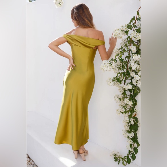 Hello Molly Off Shoulder Satin Midi Dress Olive - Picture 3 of 3